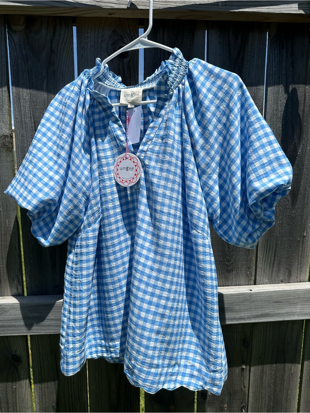Umgee women’s Blue Gingham Puff Sleeve Top. Size Large NWT